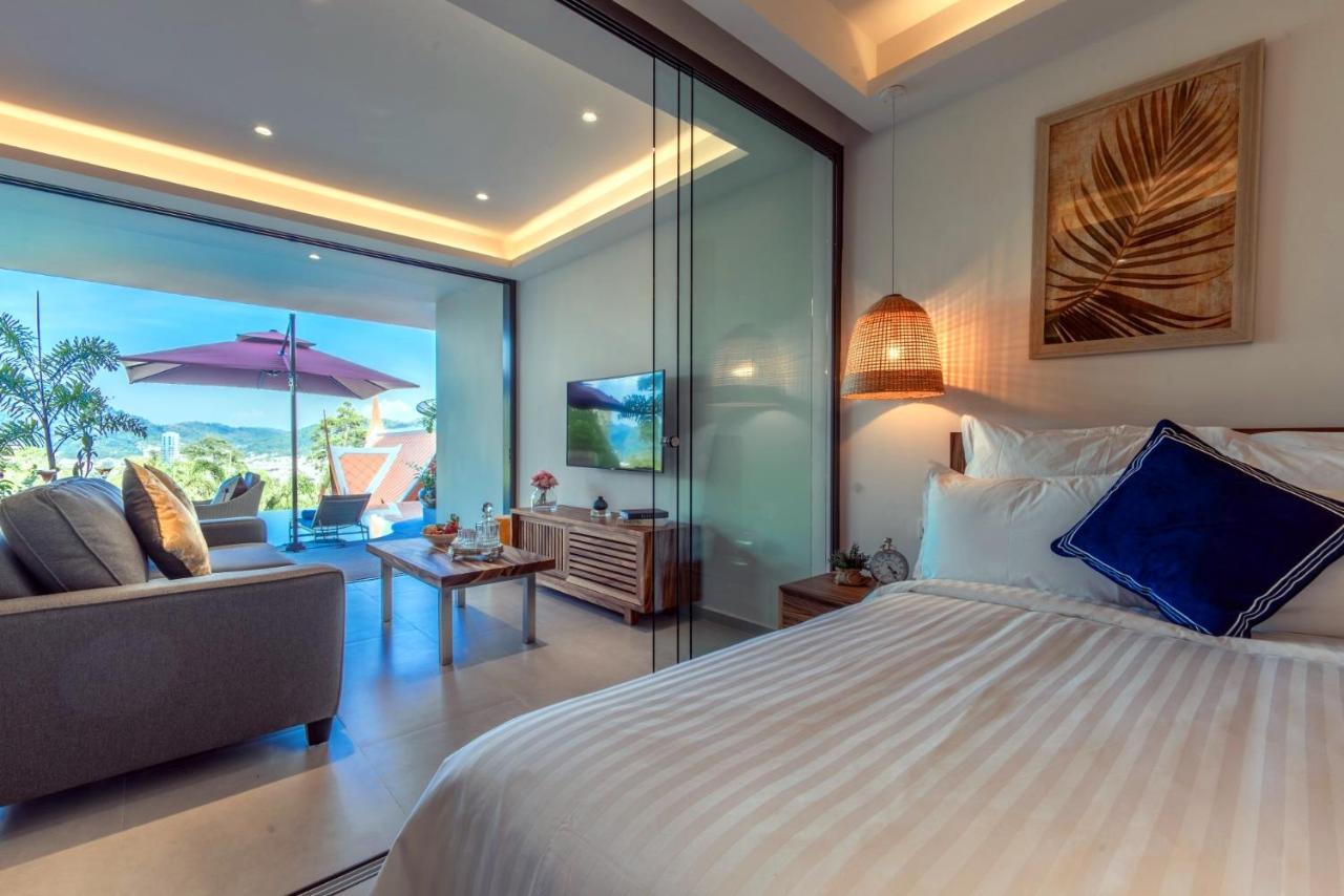 Patong Heights Hotel Exterior photo A bedroom at the hotel